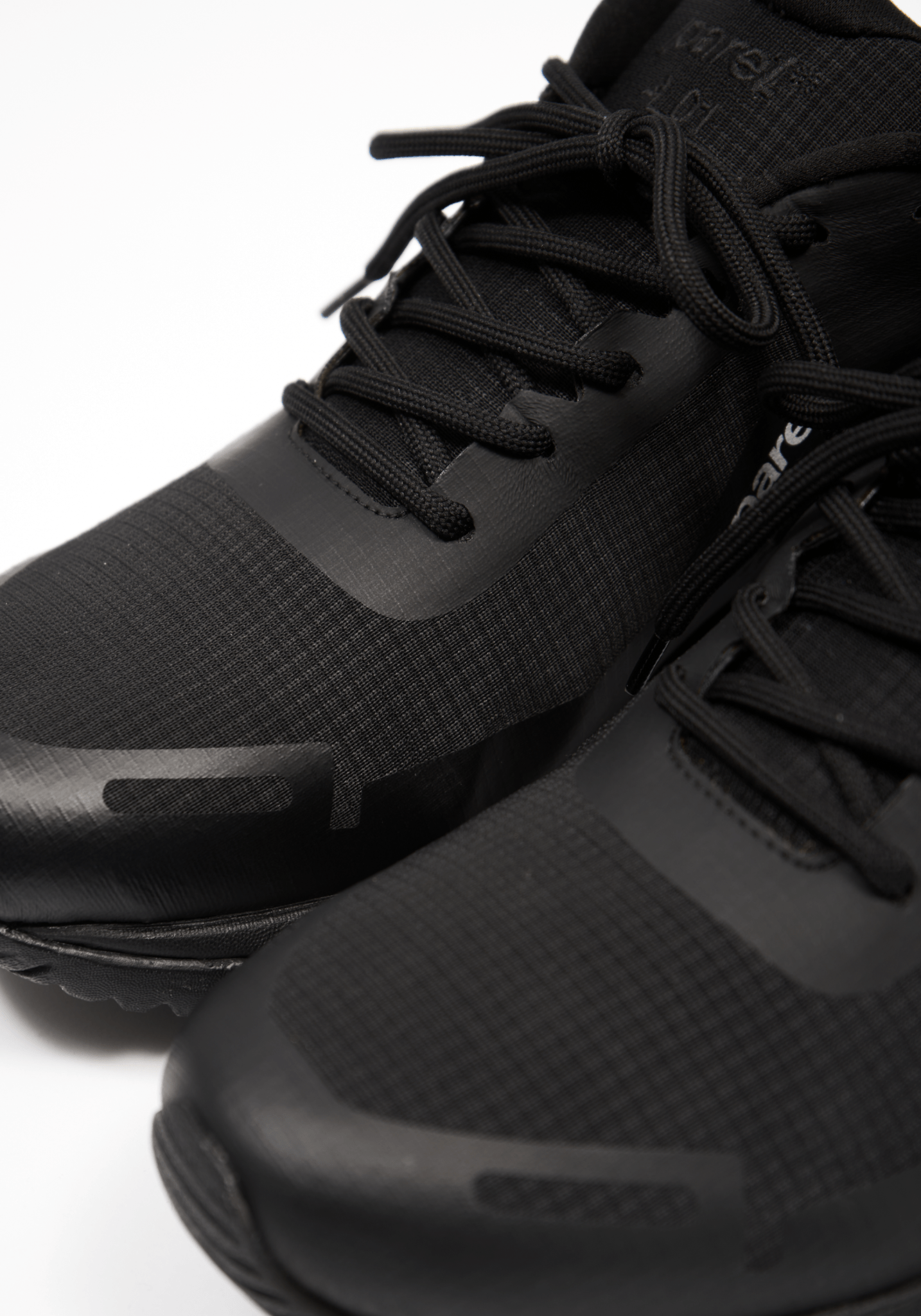 4_01 - Black