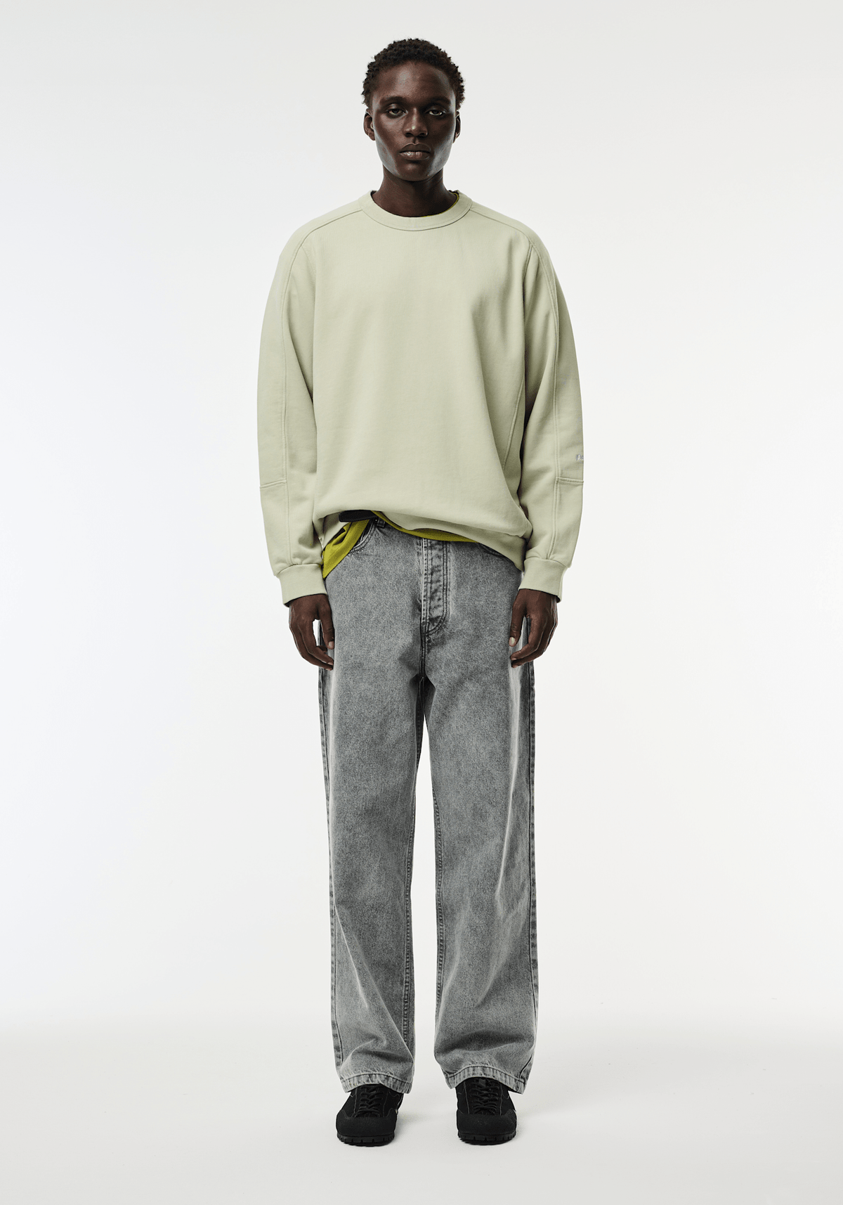 Kutsu Crewneck - Dusty Lime