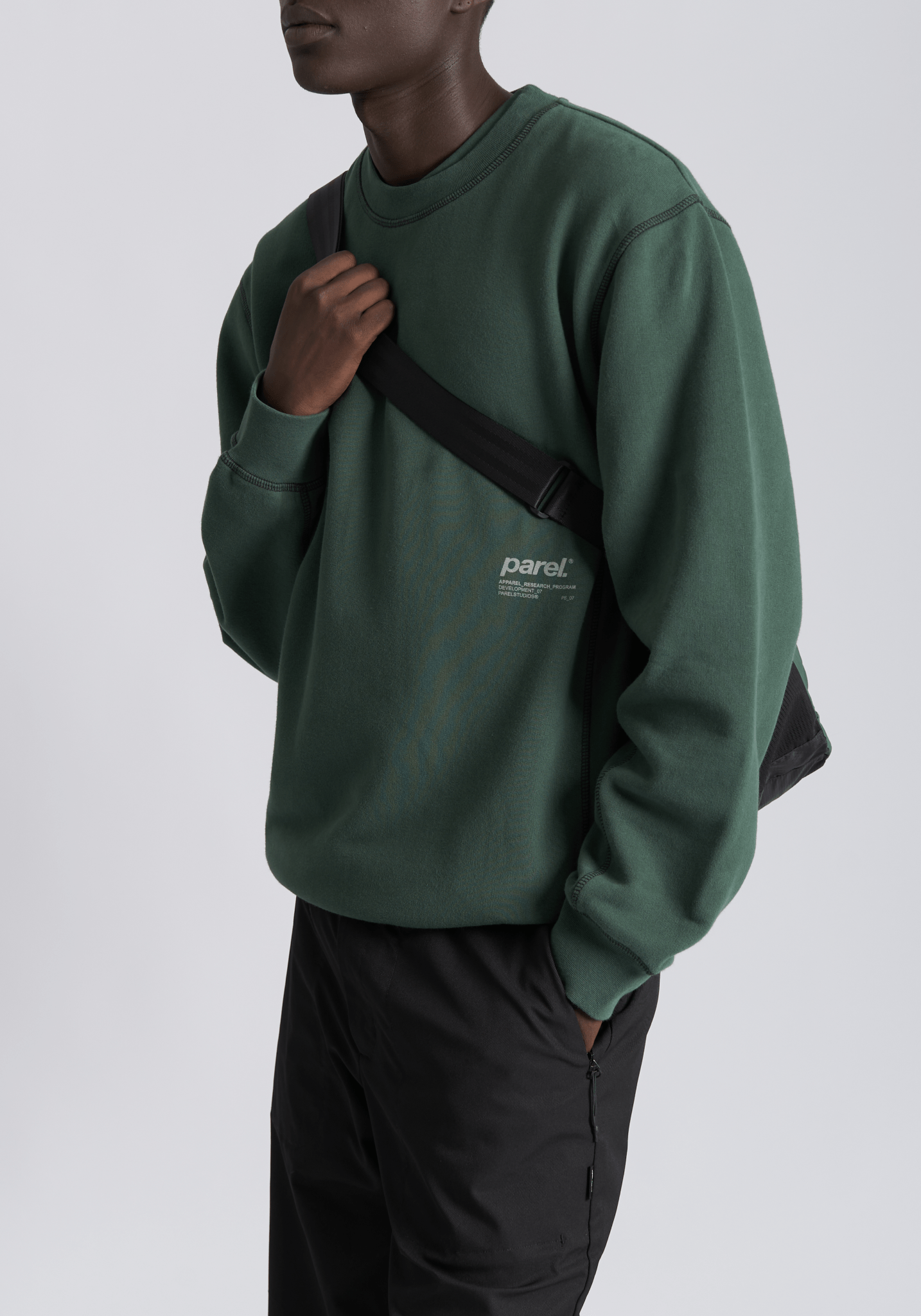 Contrast Crewneck - Moss Green