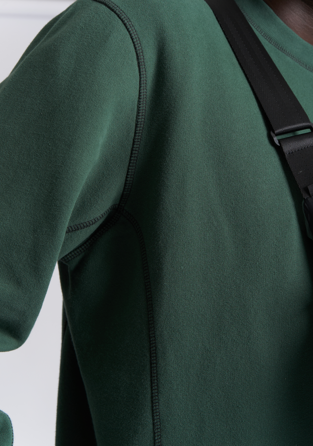 Contrast Crewneck - Moss Green