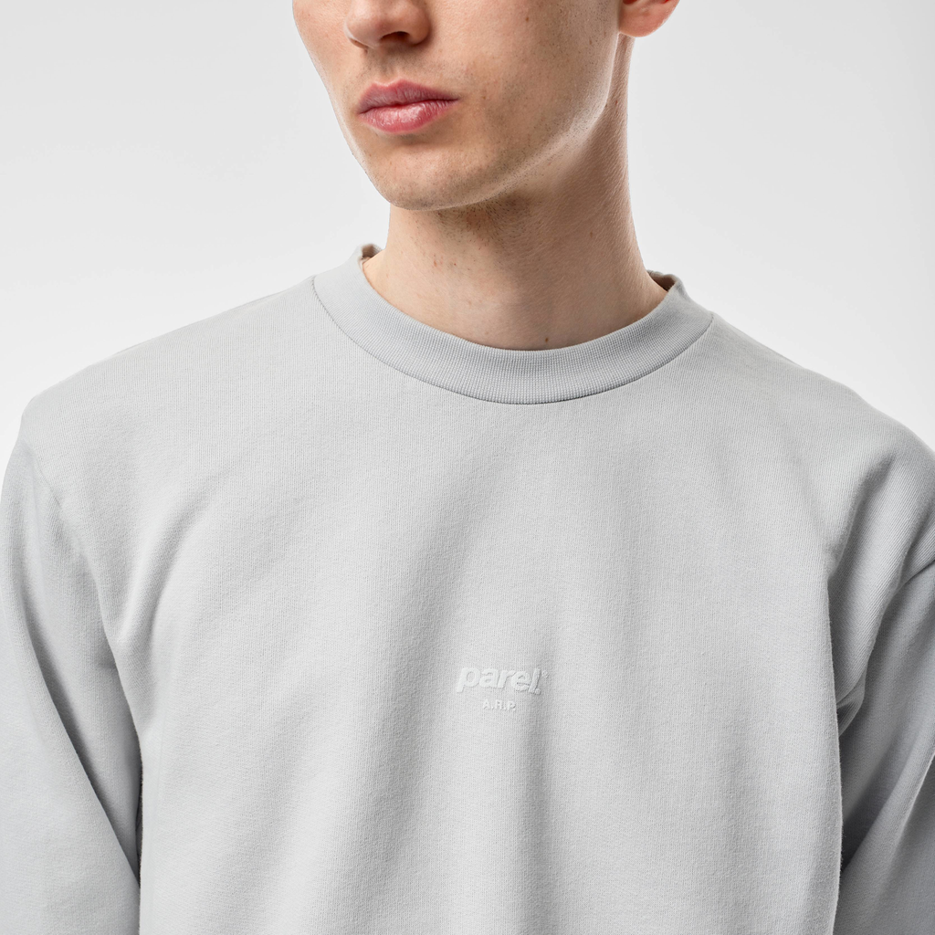 Opus Crewneck - Platinum