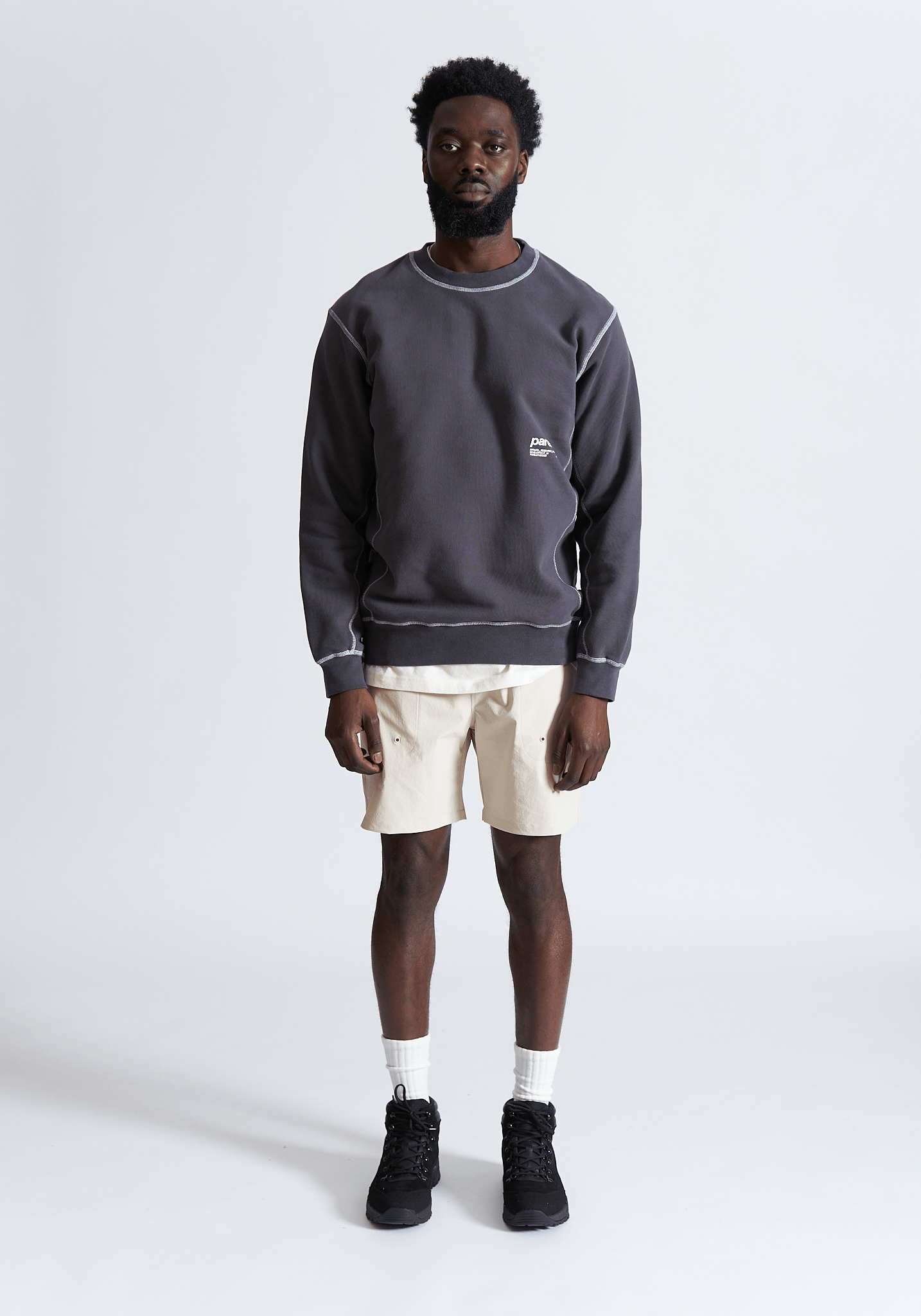 Contrast Crewneck - Graphite