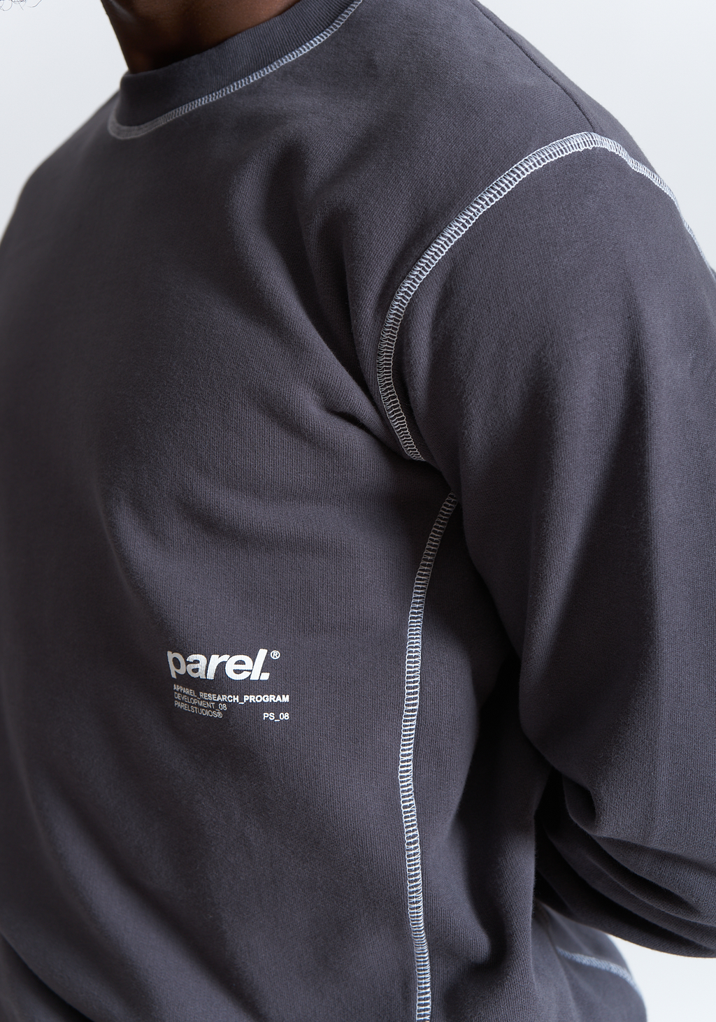 Contrast Crewneck - Graphite