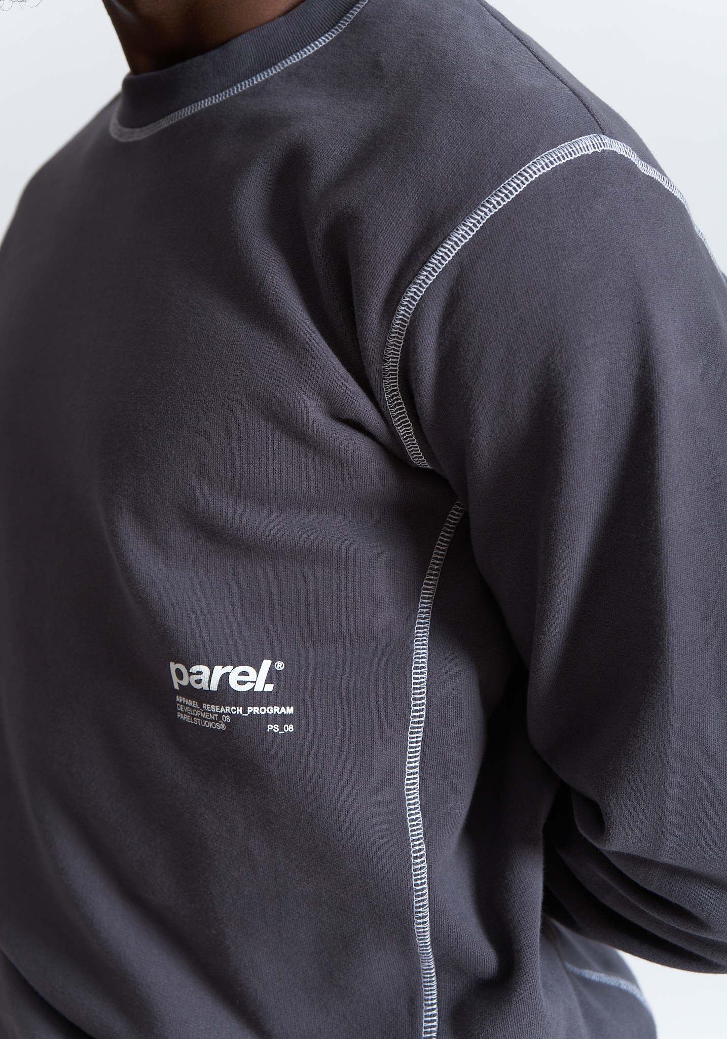 Contrast Crewneck - Graphite